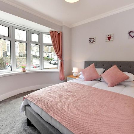 Pass The Keys Newly Refurbished Modern Bungalow - Pets Welcome Villa Swansea Exterior foto