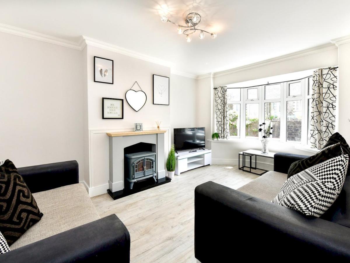 Pass The Keys Newly Refurbished Modern Bungalow - Pets Welcome Villa Swansea Exterior foto